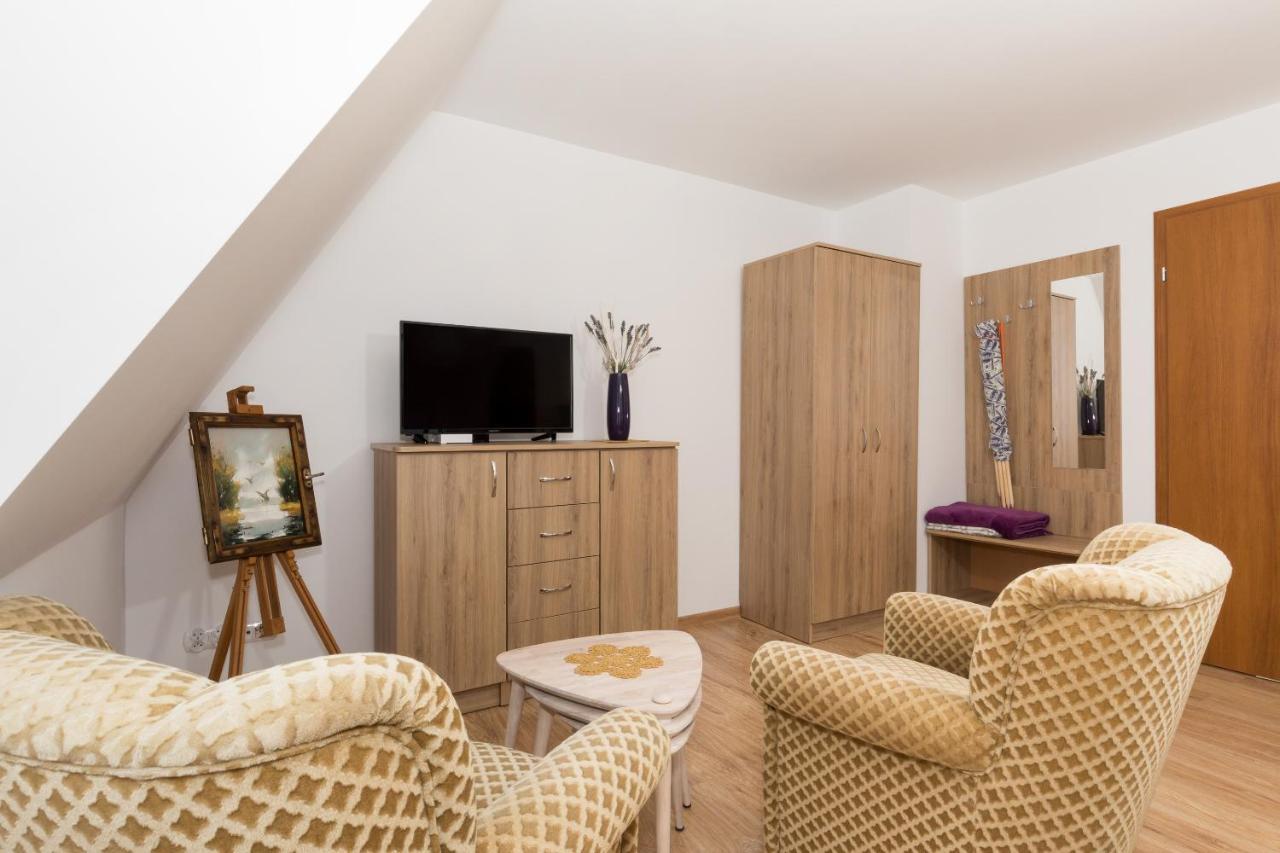 Apartamenty I Stylowe Pokoje Pobierowo Bagian luar foto